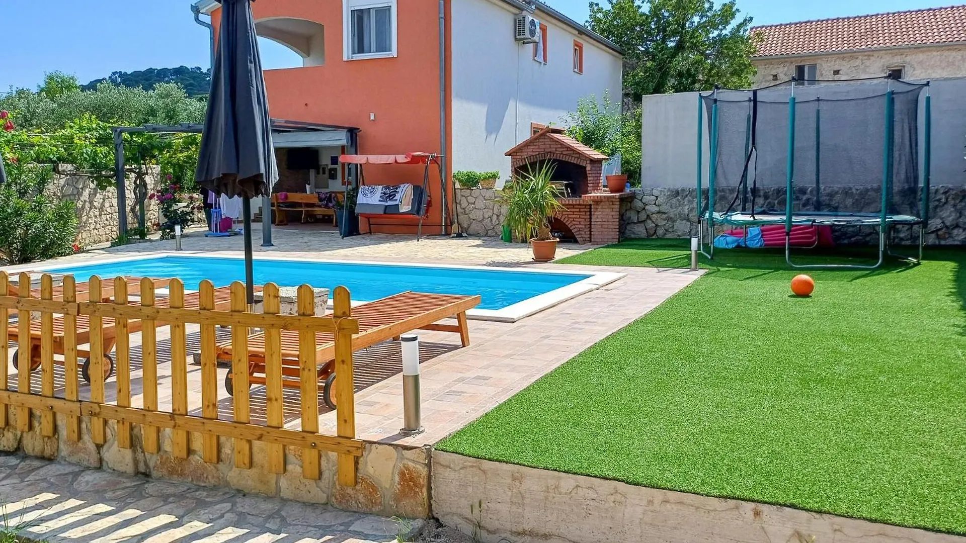 Lovely Home In Kraj With Wifi Kraj (Zadar)